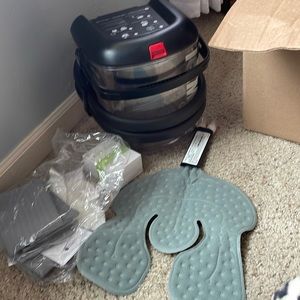 Donjoy iceman clearcube w/Universal Wrap on CIB.